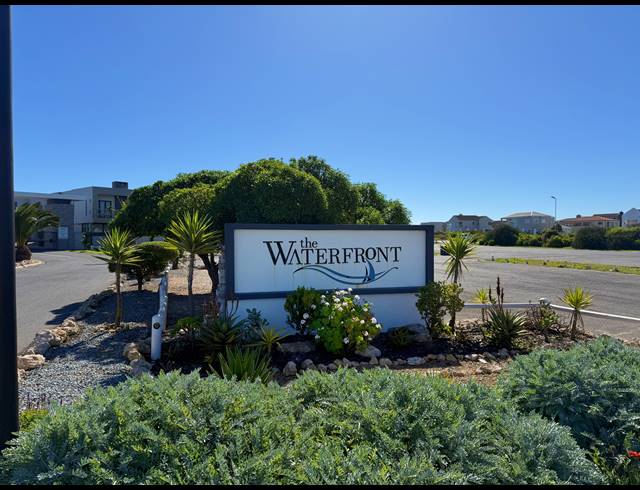 368M² VACANT LAND FOR SALE IN WATERFRONT
